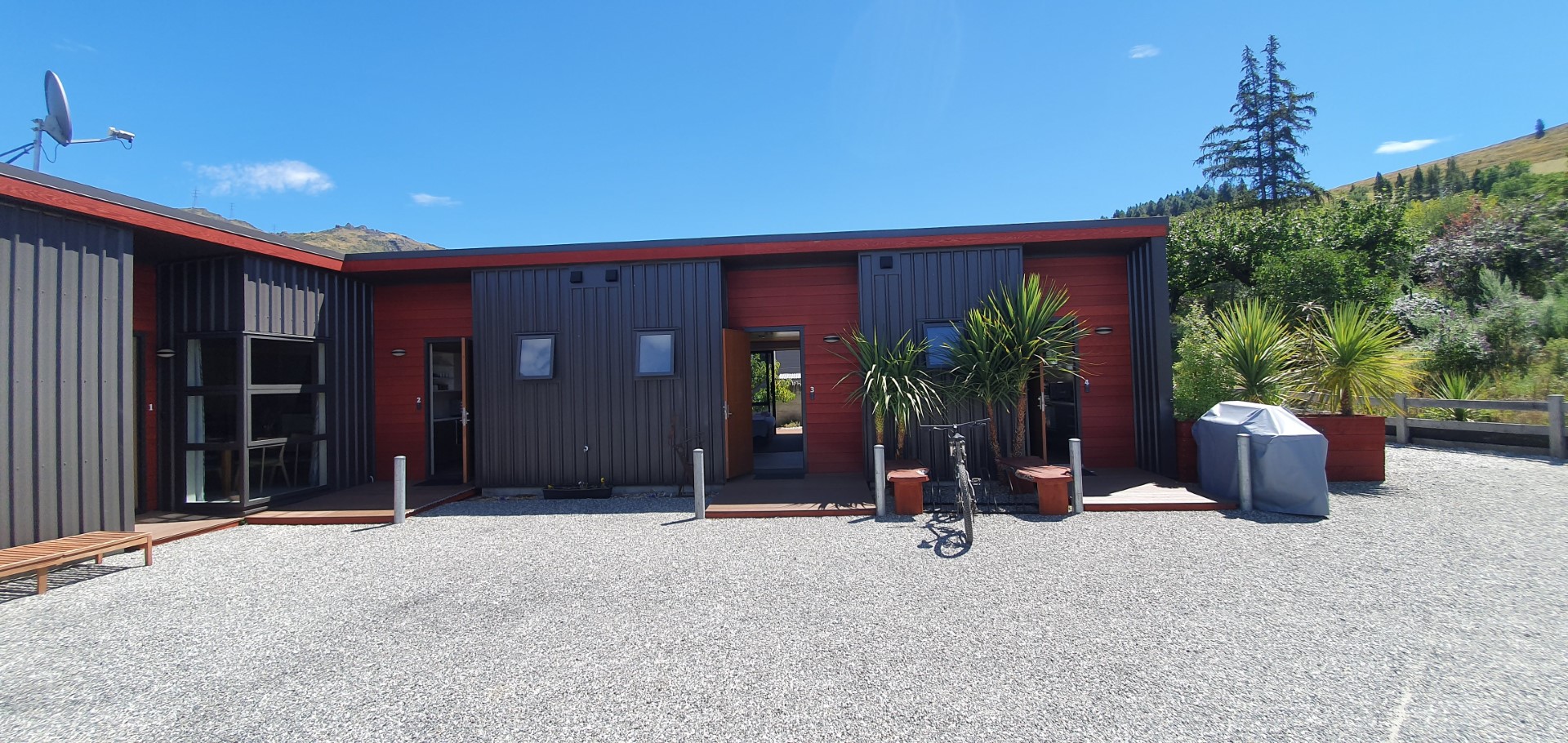 Clyde Apartments short-stay units near Clyde town centre